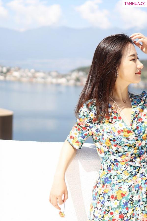 龚天艺 艺儿拿铁 [XIUREN]高清写真图 2019.08.23 艺儿伢哟第31张图片